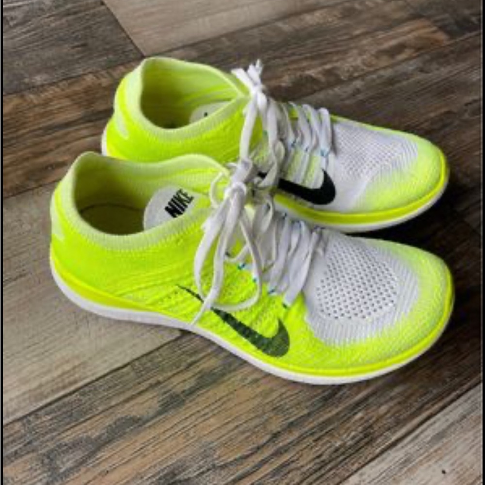 Nike Free Flyknit 4.0 Women’s size 9